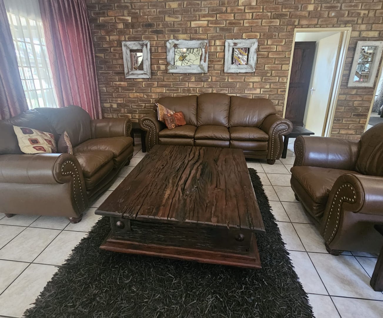 House 1 Dining room